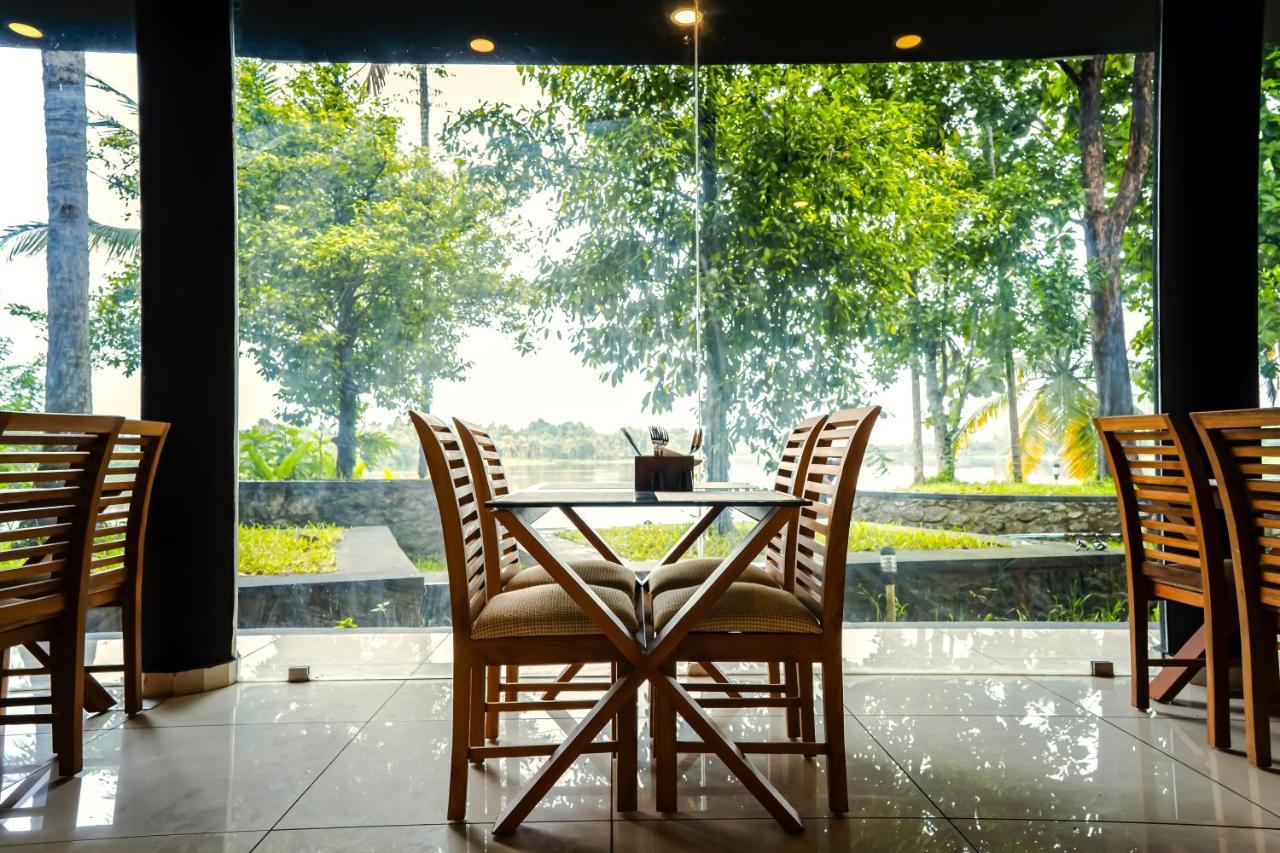 S River Resorts Kochi Exterior foto